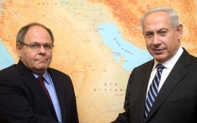 Prime Minister Benjamin Netanyahu, right, meets with Dani Dayan, January 9, 2013 (photo credit: Gideon Markowicz/Flash90)