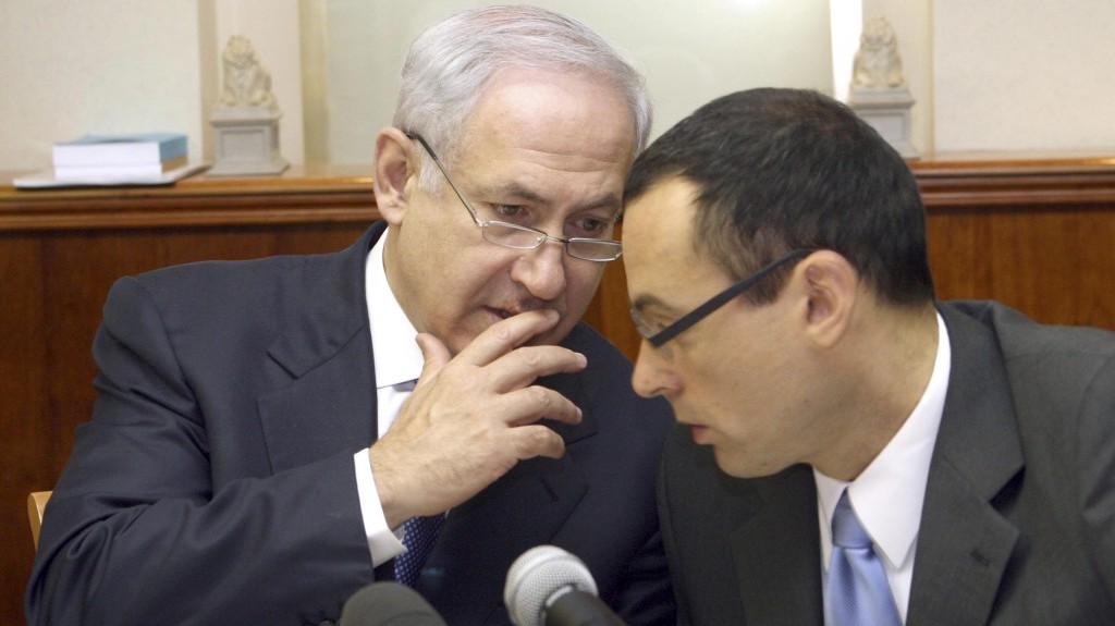 Netanyahu S Former Cabinet Secretary Testifies In Submarine