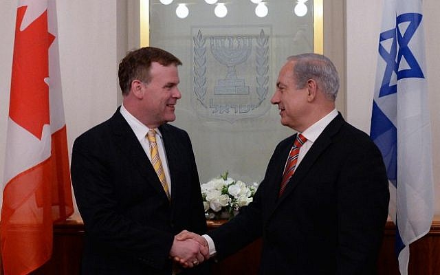 Canadian Foreign Minister John Baird (left) and Prime Minister Benjamin Netanyahu in Jerusalem (photo credit: Kobi Gideon/Flash90)