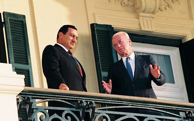 The late Israeli prime minister Yitzhak Rabin together with the Egyptian president Hosni Mubarak in the president's palace in Alexandria, Egypt. September 19, 1993. Photo by Yossi Zamir/Flash90