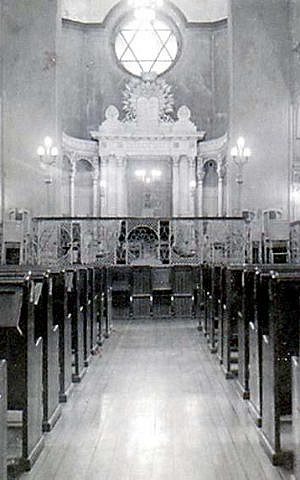Additional view of the interior of Harbin's Main Synagogue (photo credit: courtesy Dan Ben-Canaan)