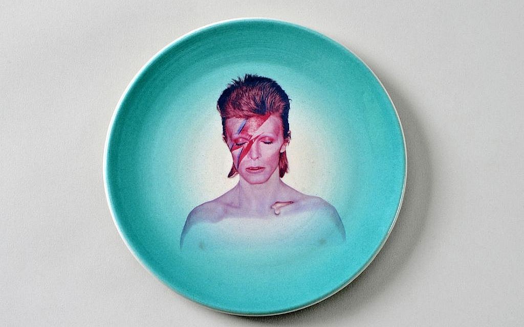 David Bowie on a plate by Yael Vons Yargin (Courtesy Ceramics Biennale)