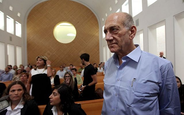 Ehud Olmert at the Supreme Court in Jerusalem on July 2, 2013. (photo credit: Gili Yohanan/Flash90)