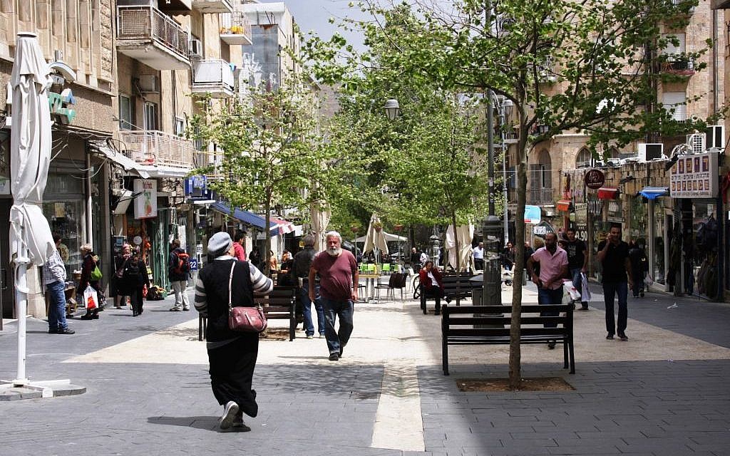 Ben Yehuda Street (photo credit: Shmuel Bar-Am)