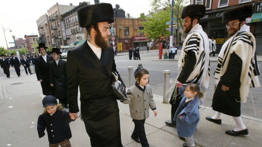 man-gets-probation-for-attacking-rabbi-with-bleach-the-times-of-israel