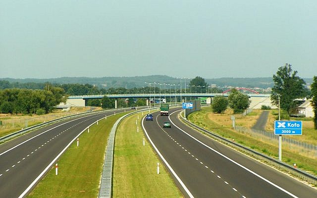 A highway in the region around Poznan, Poland. (photo credit: public domain Kolanin, Wikimedia commons)