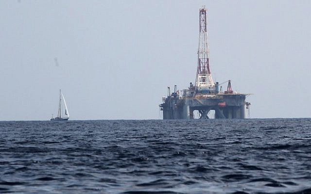 Illustrative photo of an oil rig in the Mediterranean Sea. (Nati Shohat/Flash90)