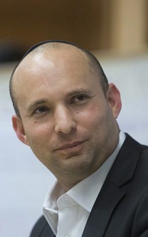 Economy Minister Naftali Bennett, November 6, 2013 (photo credit: Yonatan Sindel/Flash90)