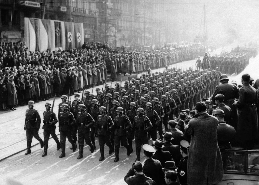 Фашистское правительство. Парад рейха 1939. Армия Германии 1939. Армия Германии 1939 парад. Парад  третьего рейха 1938.