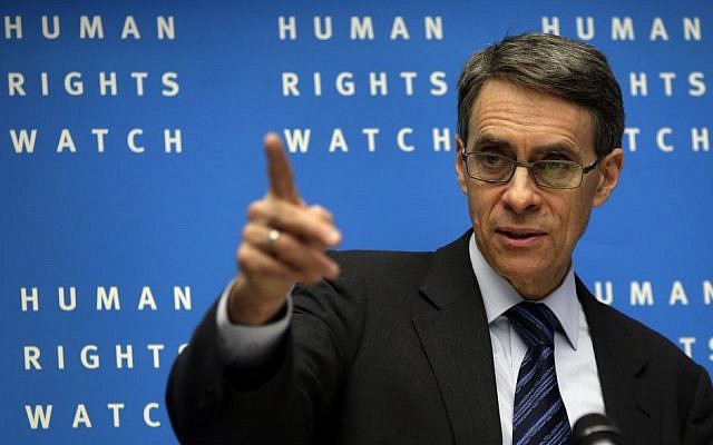 Kenneth Roth, Executive Director of Human Rights Watch, speaks during the annual press conference of the non governmental organization in Berlin, Germany, January 21, 2014. (photo credit: AP Photo/Michael Sohn)