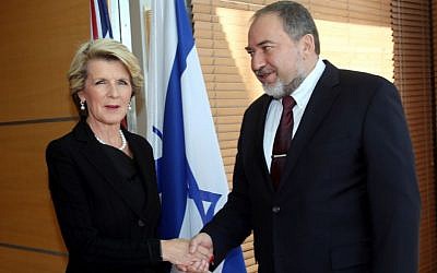 Australian Foreign Minister Julie Bishop, left, with FM Avigdor Liberman in Jerusalem, January 13, 2014 (photo credit: Yossi Zamir)