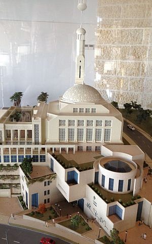 A model of Rawabi's mosque in the visitors' center (photo credit: Elhanan Miller/times of Israel)