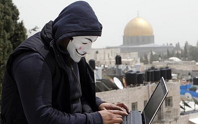 A Jerusalem hacker at work attacking web sites (Photo credit: Sliman Khader/FLASH90)