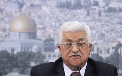 Palestinian Authority President Mahmoud Abbas addresses Israeli students in Ramallah, on February 16, 2014. (photo credit: Issam Rimawi/Flash90)