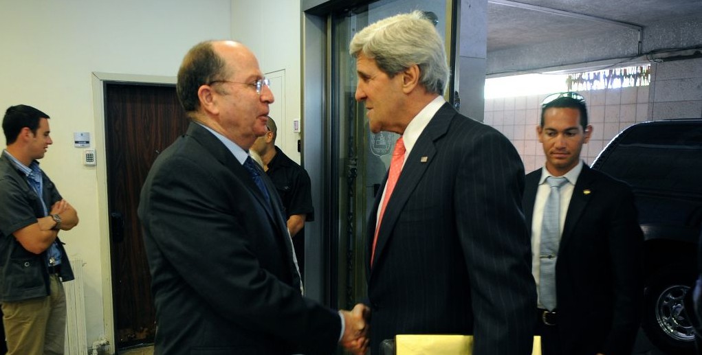 John Kerry, right, meeting with Moshe Ya'alon in Jerusalem in May, 2013. (photo credit: US State Department)
