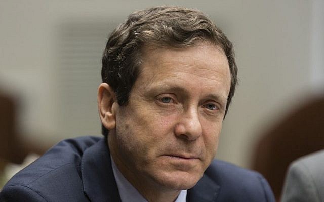 Labor Party chairman MK Isaac Herzog leads a party meeting in the Knesset on February 03, 2014 (photo credit: Flash90)