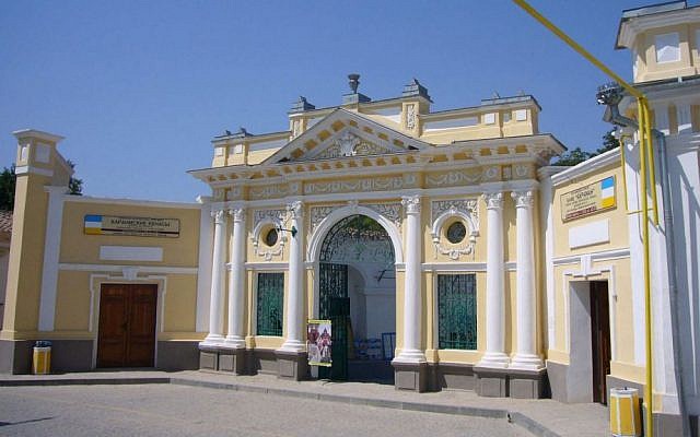 A Karaite house of worship in Yevpatoria in Crimea (Wikimedia Commons/JTA)