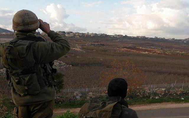 IDF soldiers at the Israeli–Lebanese border, file photo (Photo credit: Hamad Almakt / Flash 90)