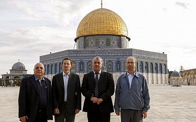 Hadash MKs during a visit to the Temple Mount in Jerusalem, November 2013 (photo credit: Sliman Khader/Flash90) 