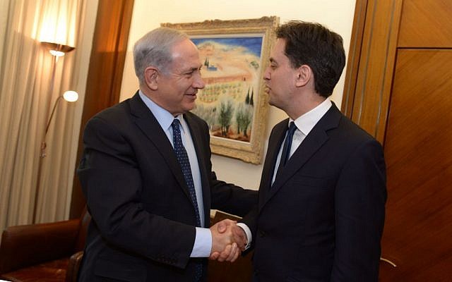 Prime Minister Benjamin Netanyahu meets with British Labour Party leader Ed Miliband, at the Prime Minister's Office in Jerusalem on April 10, 2014. (Photo credit: Haim Zach / GPO/FLASH90)