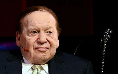 Casino mogul Sheldon Adelson speaks to an audience, May 5, 2014, in Las Vegas, Nevada. (photo credit: Ethan Miller/Getty Images/AFP) 