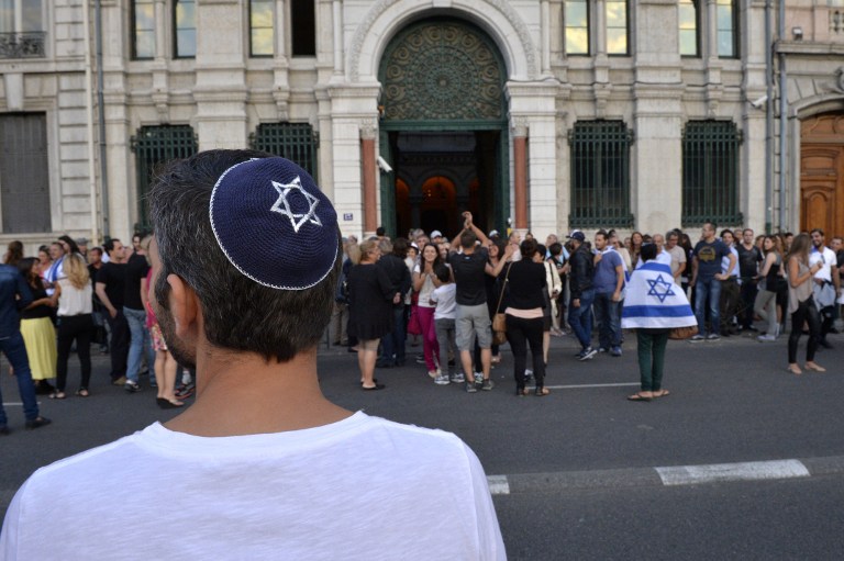 45% of French Muslims would 'react negatively' if daughter married a Jew |  The Times of Israel