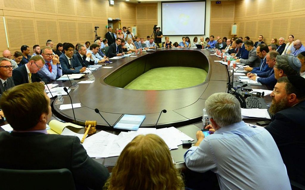 Full to capacity room at the Knesset's emergency meeting on rising anti-Semitism in Europe, July 28, 2014. (Israel Bardugo / The Israeli-Jewish Congress)