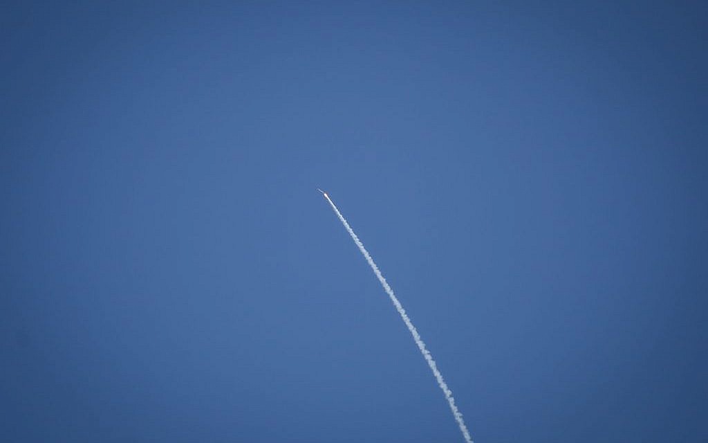 A rocket launched from the northern Gaza Strip into Israel on the second day of Operation Protective Edge, Wednesday, July 9, 2014 (photo credit: Avishag Shaar Yeshuv/Flash90)
