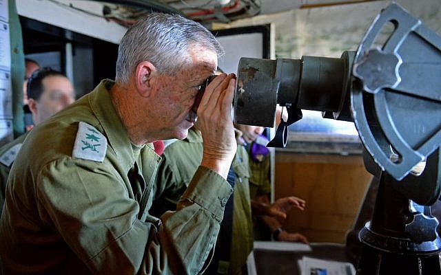 IDF Chief of Staff Benny Gantz near the border with Syria in the Golan Heights, northern Israel, on August 28, 2014. (photo credit: IDF Spokesperson/Flash90)