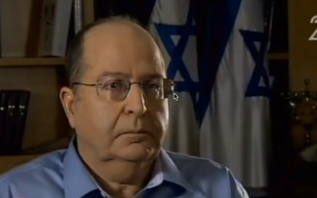 Defense Minister Moshe Ya'alon speaks to Channel 2 on Friday, August 29, 2014. (screen capture: Channel 2)