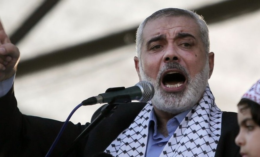 Palestinian Hamas leader in Gaza, Ismail Haniyeh, gives a speech during a rally in Gaza City, Aug. 27, 2014. (AP/Khalil Hamra)