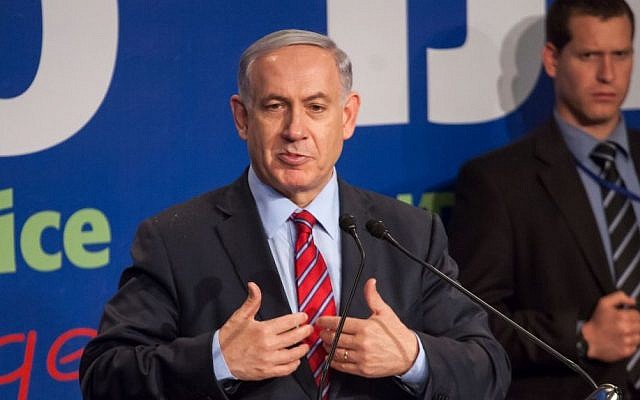 Prime Minister Benjamin Netanyahu addresses the foreign media at a press conference in Jerusalem, on December 17, 2014. (photo credit: Emil Salman/Flash90, Pool)
