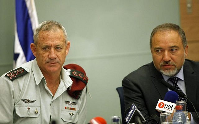 Former IDF Chief of Staff Benny Gantz (left) with Foreign Minister Avigdor Liberman, at a 2013 Knesset committee meeting (FLASH90)