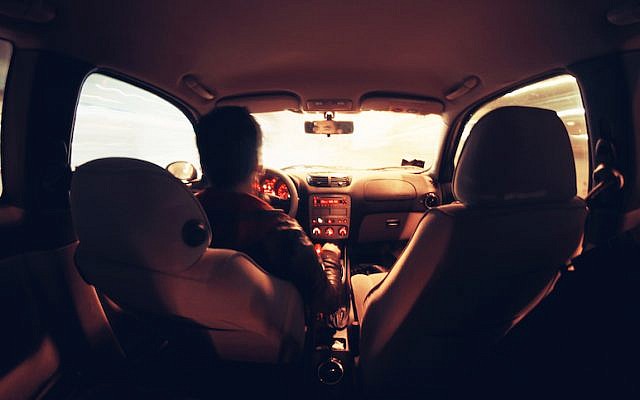 Interior view of a connected car (Photo credit: Pexels)