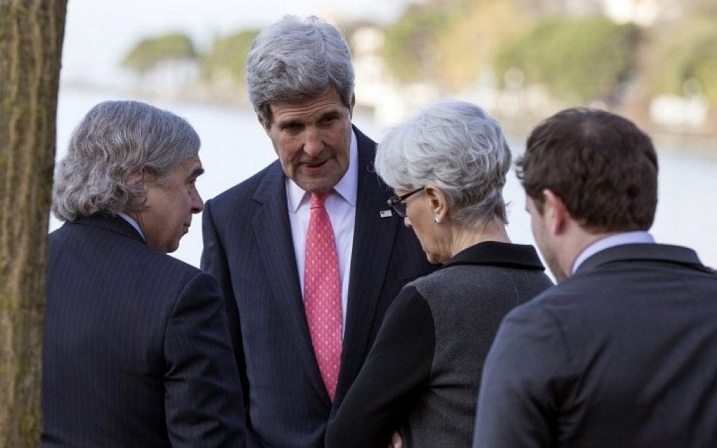 US Secretary of State John Kerry meets with Energy Secretary Ernest Moniz (L) and Under Secretary of State for Political Affairs and nuclear negotiator Wendy Sherman (2-R) ahead of a meeting with Iranian Foreign Minister Mohammad Javad Zarif for a new round of nuclear negotiations on March 3, 2015, in Montreux, Switzerland. (Photo credit: AFP)