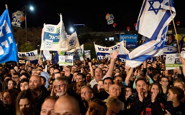 A right-wing rally in Tel Aviv's Rabin Square on March 15, 2015. (photo credit: Gili Yaari/FLASH90)