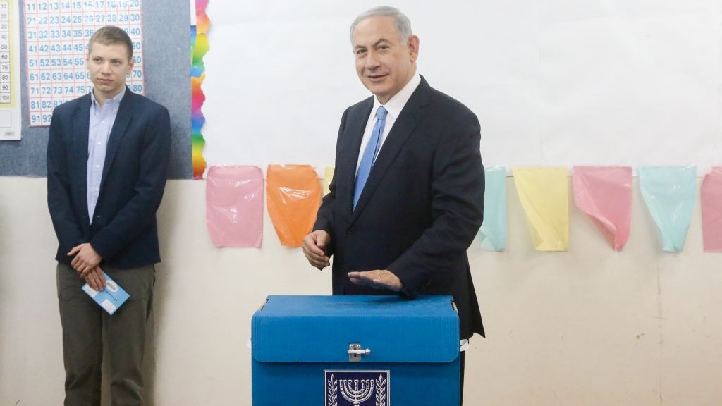 Prime Minister Benjamin Netanyahu casts his vote at a polling station in Jerusalem on March 17, 2015. (Photo credit: Marc israel Sellem/POOL/FLASH90)