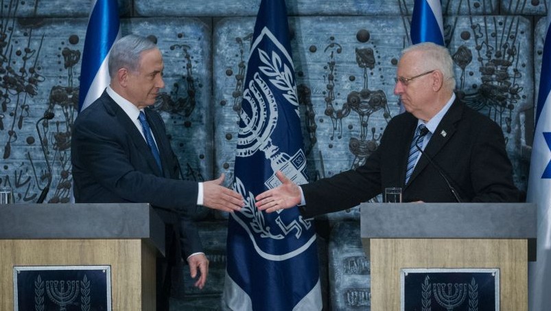 Prime Minister Benjamin Netanyahu meets with President Reuven Rivlin in a ceremony tasking Netanyahu to form the next Israeli government, at the president's residence in Jerusalem on March 25, 2015. (Photo credit: Miriam Alster/Flash90)