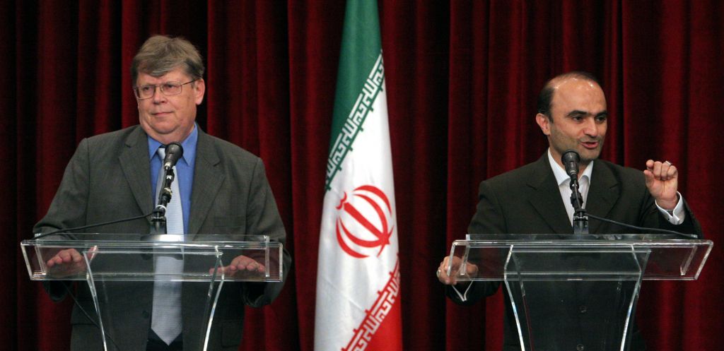 Iranian nuclear negotiator Javad Vaeedi and then-deputy Director General of the International Atomic Energy Agency Olli Heinonen, after talks in Tehran, July 12, 2007. (photo credit: AP Photo/Vahid Salemi)