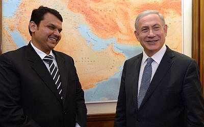 Prime Minister Benjamin Netanyahu (R) meets with Chief Minister of the Indian state of Maharashtra, Devendra Fadnavis at PM Netanyahu's office in Jerusalem on April 29, 2015. (Photo credit: Haim Zach/GPO)
