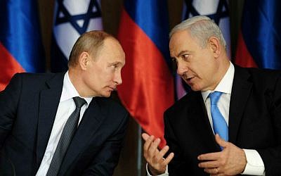 File photo: Prime Minister Benjamin Netanyahu and Russian President Vladimir Putin at Netanyahu's residence in Jerusalem on June 25, 2012. (Photo credit: Kobi Gideon/GPO/FLASH90)