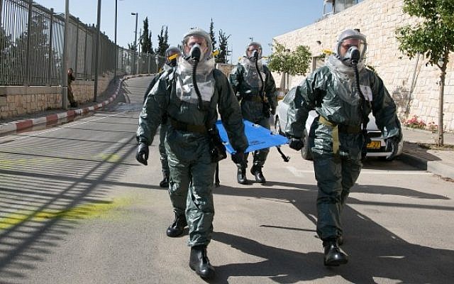 Members of the Knesset Honor Guard, Home Front Command, Firefighters, IDF, and Israel Police, participate in an emergency drill at the Knesset, on May 21, 2015.  (Yaniv Nadav/Flash90 )