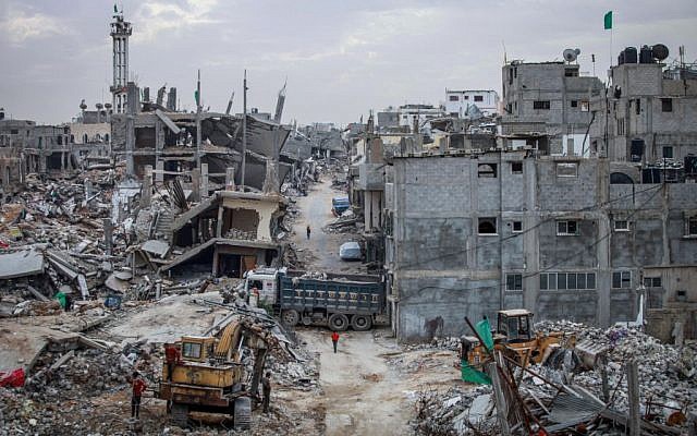 Eastern Gaza City, six months after 2014's Operation Protective Edge (Aaed Tayeh/ Flash90)