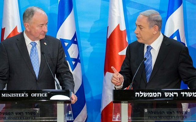 Prime Minister Benjamin Netanyahu (right) meets with Canadian Foreign Minister Robert Nicholson in Jerusalem on June 3, 2015. (Emil Salman/POOL)