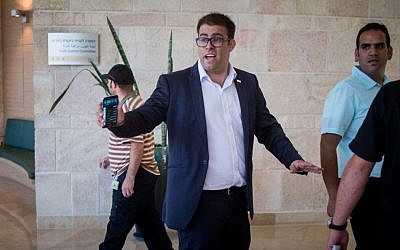 Likud MK Oren Hazan arrives at a Foreign Affairs and Defense Committee meeting at the Knesset on June 9, 2015. (Yonatan Sindel/Flash90)