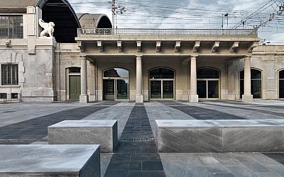 The exterior of Milan's Holocaust Memorial at the site of the notorious Platform 21, where Jews were deported to death camps during World War II, June 22, 2015. (Rossella Tercatin/The Times of Israel)