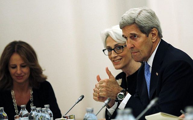 US Secretary of State John Kerry and US Under Secretary for Political Affairs Wendy Sherman, center, meet with foreign ministers and representatives of Germany, France, China, Britain, Russia and the European Union during the current round of nuclear talks with Iran, being held in Vienna, Austria July 10, 2015 (Carlos Barria/Pool via AP)