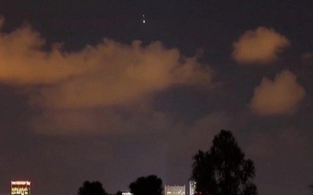 A view of the 'Star of Bethlehem' over Tel Aviv, June 2015 (Channel 2 screen capture)
