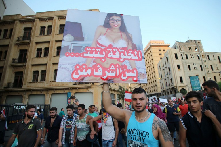 Porn in star wars in Beirut