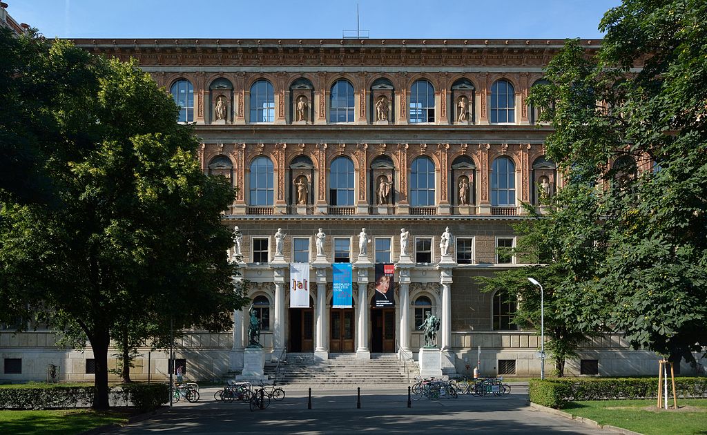 NeoNazis shut out of Austrian school that rejected Hitler